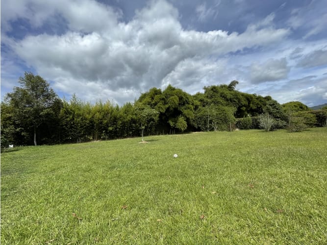 Lote en venta en Cabeceras De Llanogrande, Rionegro, 3200 m² · foto 7 de 24