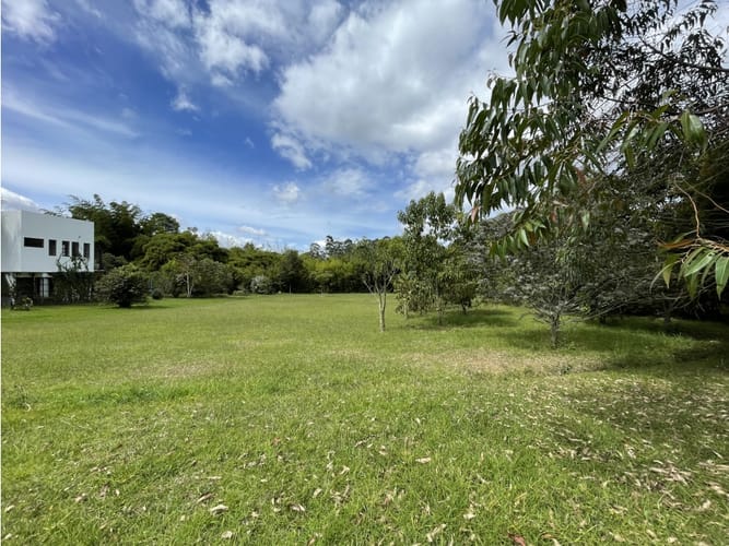 Lote en venta en Cabeceras De Llanogrande, Rionegro, 3200 m² · foto 23 de 24