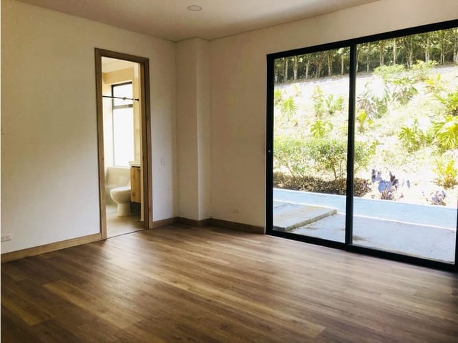 Casa de 5 alcobas en arriendo en Don Diego, El Retiro, 670 m² · foto 12 de 15