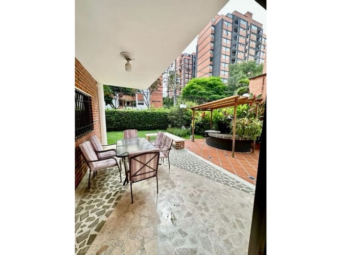 Casa de 4 alcobas en venta en Santa Maria De Los Angeles, Medellín, 360 m² · foto 3 de 24