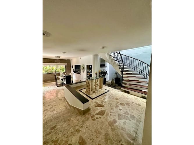 Casa de 4 alcobas en venta en Santa Maria De Los Angeles, Medellín, 360 m² · foto 4 de 24