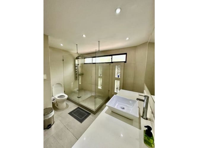 Casa de 4 alcobas en venta en Santa Maria De Los Angeles, Medellín, 360 m² · foto 12 de 24