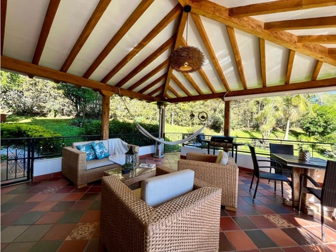 Casa de 5 alcobas en venta en La Macarena, Rionegro, 722 m² · foto 22 de 24