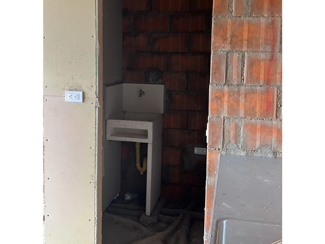 Apartamento de 2 alcobas en venta en Barro Blanco, Rionegro, 62 m² · foto 11 de 12