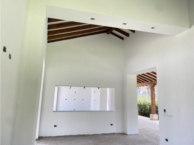 Casa de 1 alcoba en arriendo en Llano Grande, Rionegro, 300 m² · foto 3 de 8