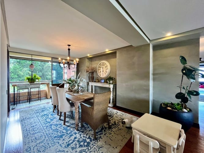 Apartamento de 3 alcobas en arriendo en El Tesoro, Medellín, 260 m² · foto 5 de 24