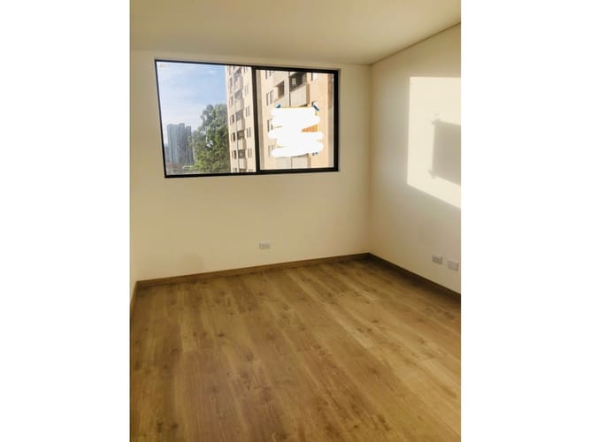 Apartamento de 2 alcobas en venta en San Antonio De Pereira, Rionegro, 66 m² · foto 2 de 8