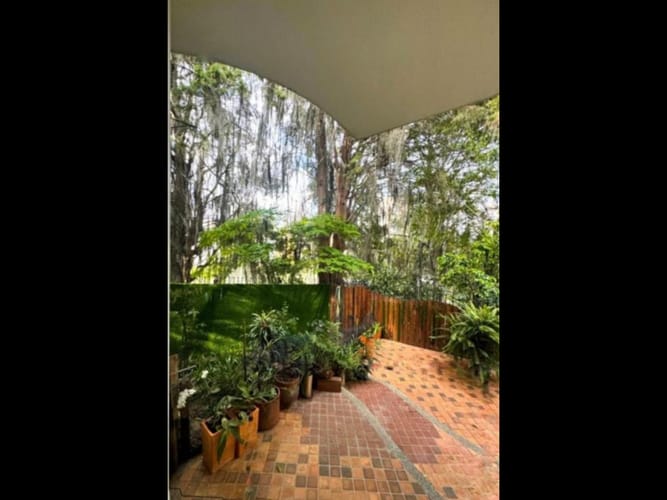 Casa de 5 alcobas en venta en Sabaneta Real, Medellín, 360 m² · foto 9 de 11