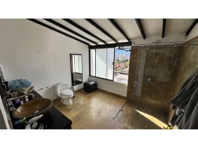 Casa de 5 alcobas en venta en Aranjuez, Sabaneta, 216 m² · foto 8 de 10
