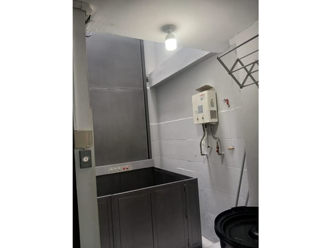 Casa de 5 alcobas en venta en Aranjuez, Sabaneta, 216 m² · foto 9 de 10