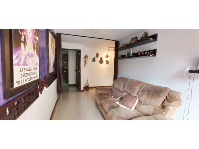 Apartamento de 3 alcobas en venta en Coloradas, Medellín, 164 m² · foto 3 de 19