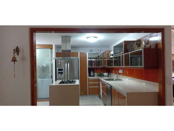 Apartamento de 3 alcobas en venta en Coloradas, Medellín, 164 m² · foto 16 de 19