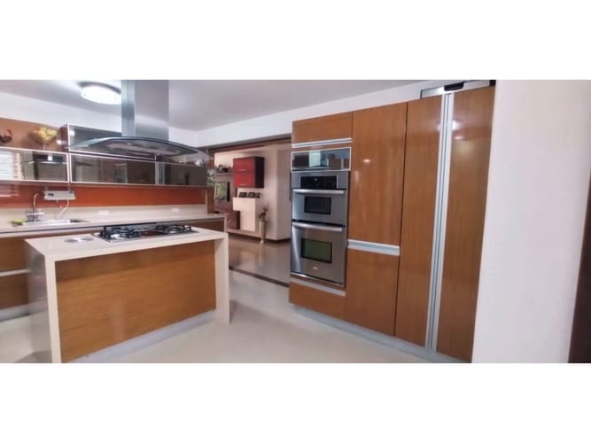 Apartamento de 3 alcobas en venta en Coloradas, Medellín, 164 m² · foto 17 de 19