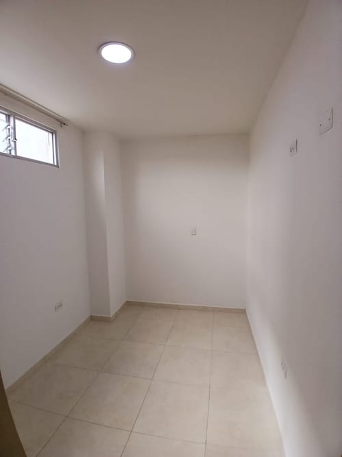 Apartamento de 2 alcobas en arriendo en Sector Plaza De Bolivar, Pereira, 50 m² · foto 11 de 14