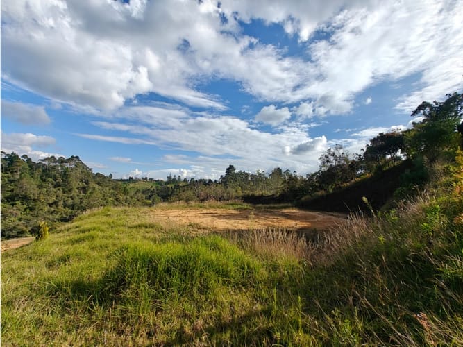 Lote en venta en La Mosquita, Guarne, 1260 m² · foto 7 de 9