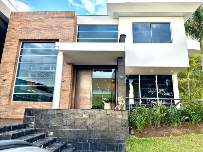 Casa de 4 alcobas en venta en Las Palmas, Medellín, 360 m² · foto 7 de 24