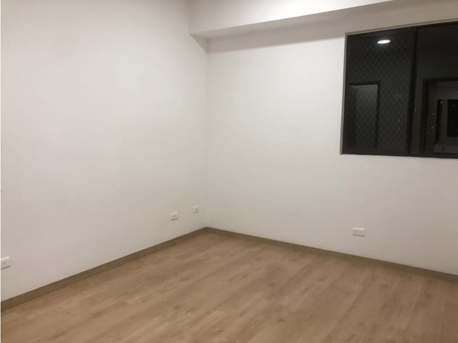 Apartamento de 3 alcobas en venta en El Porvenir, Rionegro, 74 m² · foto 4 de 12