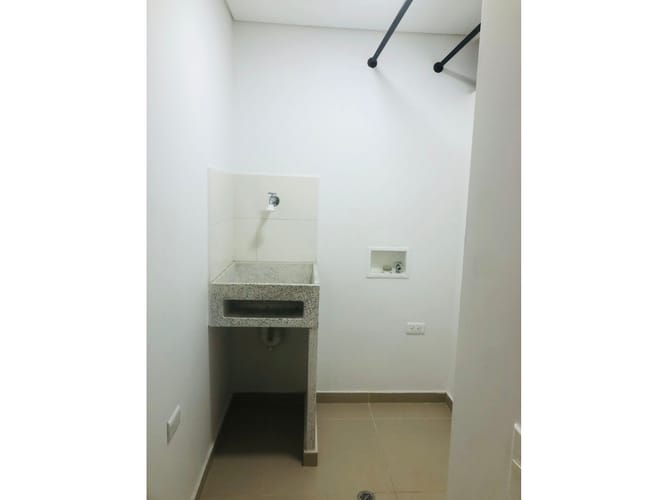 Apartamento de 3 alcobas en venta en El Porvenir, Rionegro, 74 m² · foto 5 de 12
