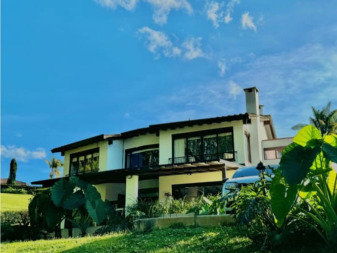 Casa de 5 alcobas en venta en Llano Grande, Rionegro, 450 m² · foto 3 de 24