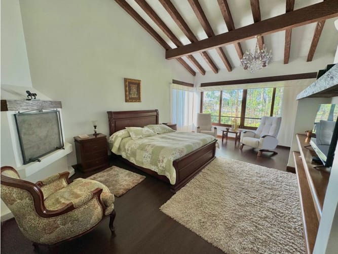 Casa de 5 alcobas en venta en Llano Grande, Rionegro, 450 m² · foto 12 de 24