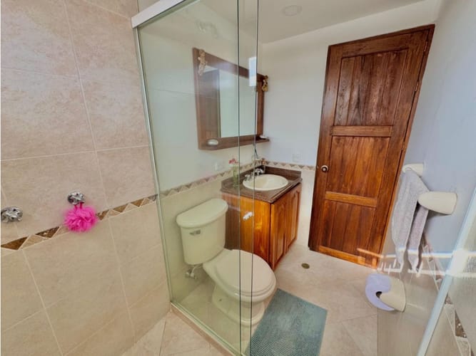 Casa de 5 alcobas en venta en Llano Grande, Rionegro, 450 m² · foto 14 de 24