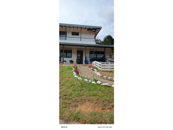 Casa de 4 alcobas en venta en El Salado, Guarne, 290 m² · foto 19 de 23