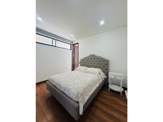 Casa de 4 alcobas en venta en Guamito, La Ceja, 377 m² · foto 16 de 24