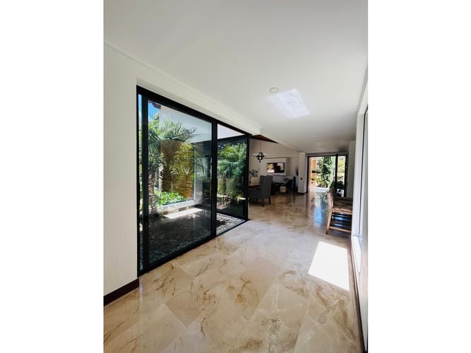 Casa de 4 alcobas en venta en Guamito, La Ceja, 377 m² · foto 18 de 24