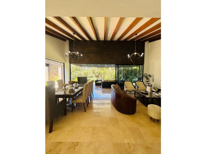 Casa de 4 alcobas en venta en Guamito, La Ceja, 377 m² · foto 22 de 24