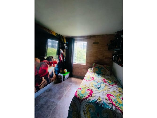 Apartamento de 3 alcobas en venta en La Milagrosa, Medellín, 66 m² · foto 4 de 13