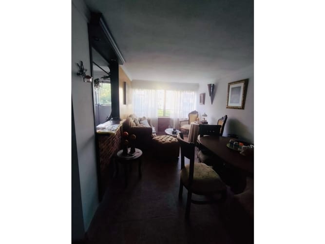 Apartamento de 3 alcobas en venta en La Milagrosa, Medellín, 66 m² · foto 8 de 13