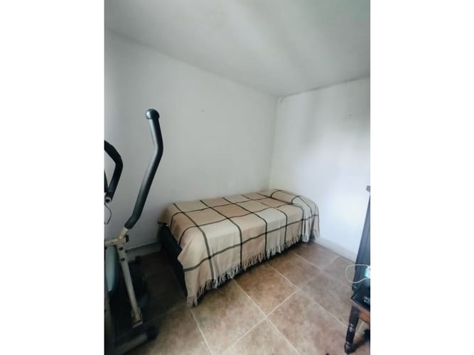 Apartamento de 3 alcobas en venta en La Milagrosa, Medellín, 66 m² · foto 12 de 13