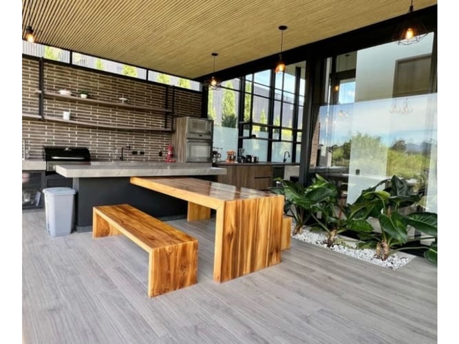 Casa de 6 alcobas en venta en Llano Grande, Rionegro, 595 m² · foto 4 de 7