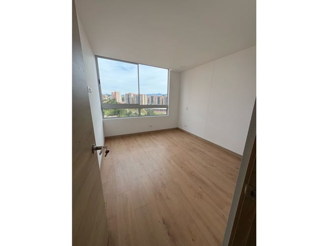 Apartamento de 3 alcobas en venta en Chipre, Rionegro, 80 m² · foto 12 de 17