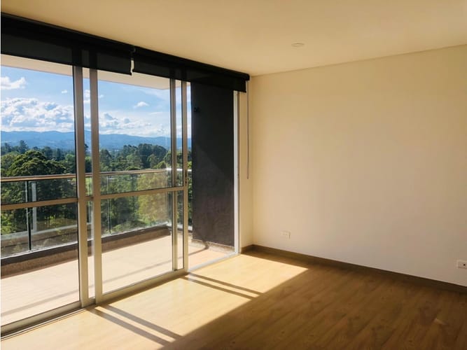 Apartamento de 2 alcobas en venta en San Antonio De Pereira, Rionegro, 64 m² · foto 2 de 10