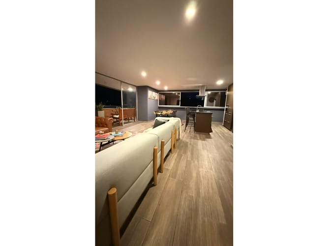 Apartamento de 2 alcobas en arriendo en El Poblado, Envigado, 98 m² · foto 3 de 20