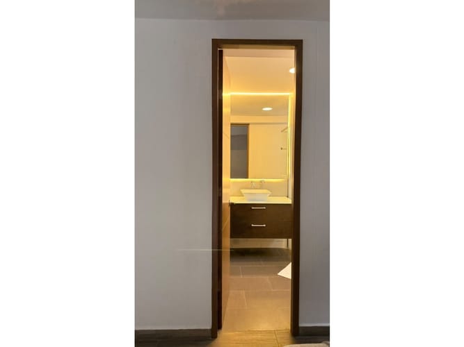 Apartamento de 2 alcobas en arriendo en El Poblado, Envigado, 98 m² · foto 9 de 20