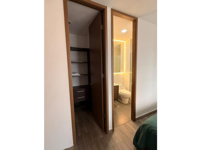 Apartamento de 2 alcobas en arriendo en El Poblado, Envigado, 98 m² · foto 12 de 20