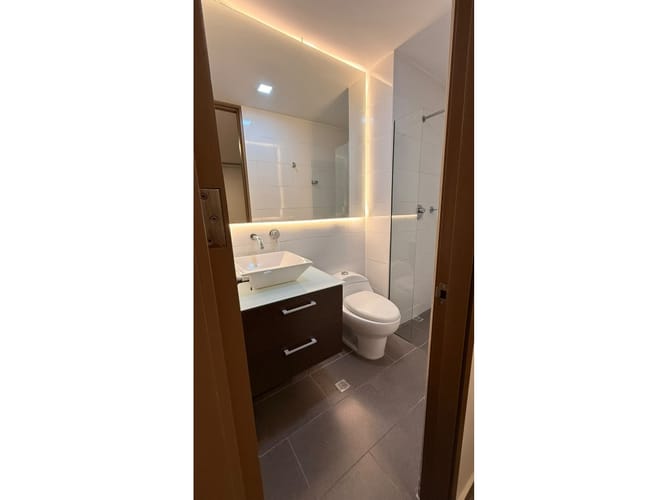 Apartamento de 2 alcobas en arriendo en El Poblado, Envigado, 98 m² · foto 15 de 20