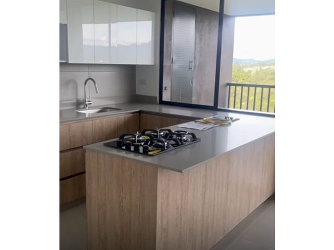 Apartamento de 3 alcobas en venta en San Antonio De Pereira, Rionegro, 89 m² · foto 10 de 12