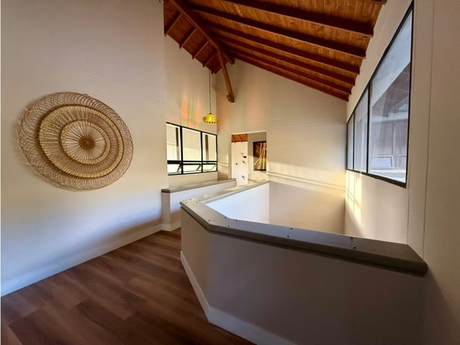 Casa de 6 alcobas en venta en El Poblado, Medellín, 800 m² · foto 14 de 24