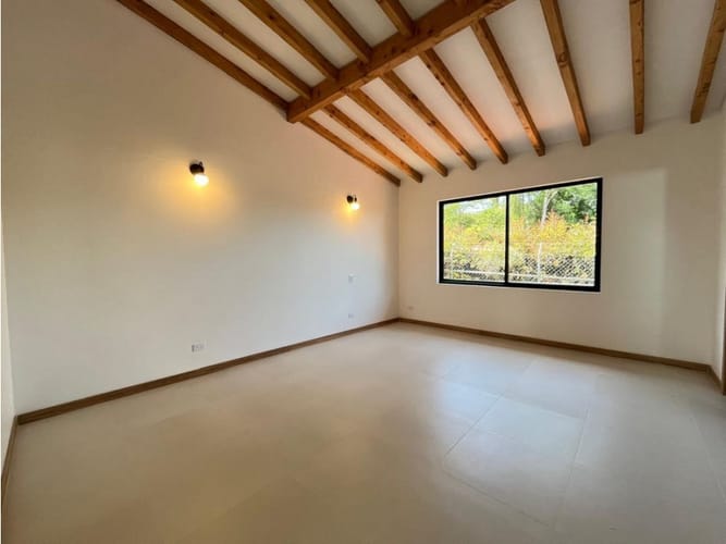 Casa de 4 alcobas en venta en San Antonio De Pereira, Rionegro, 186 m² · foto 7 de 17