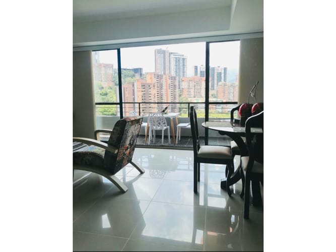 Apartamento de 2 alcobas en arriendo en Urbanizacion Arcoiris, Medellín, 80 m² · foto 2 de 16