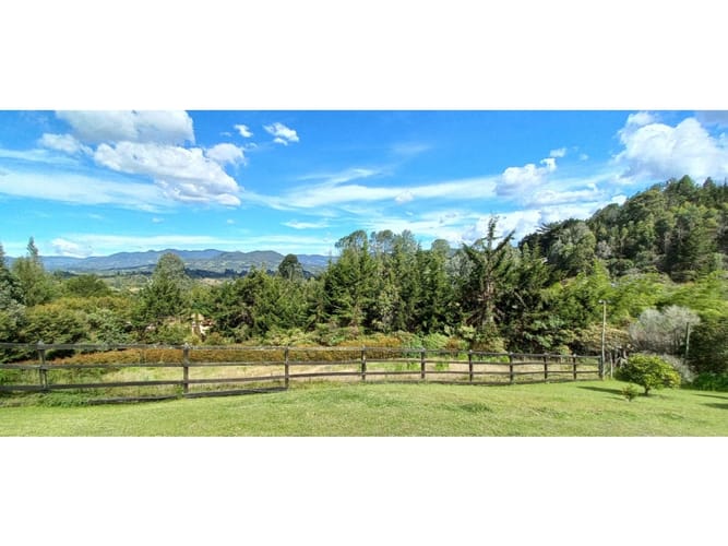 Casa de 5 alcobas en venta en Llano Grande, Rionegro, 350 m² · foto 15 de 24