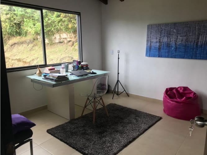 Casa de 4 alcobas en venta en Santa Cruz, Marinilla, 200 m² · foto 4 de 9