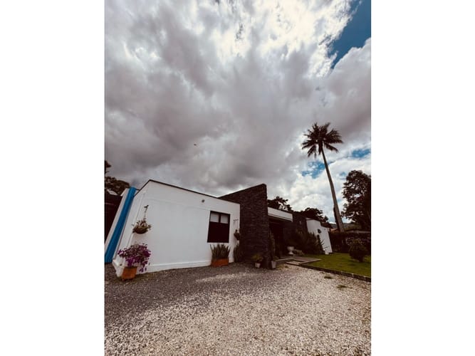 Casa de 4 alcobas en venta en El Tambo, La Ceja, 240 m² · foto 2 de 15
