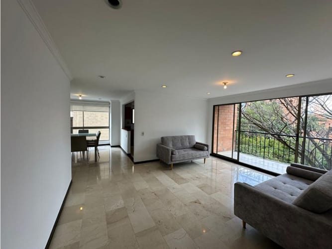 Oficina en venta en San Lucas, Medellín, 132 m² · foto 3 de 24