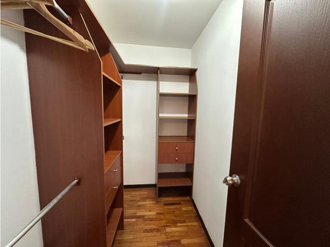 Oficina en venta en San Lucas, Medellín, 132 m² · foto 14 de 24