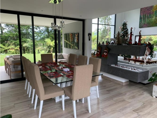 Casa de 6 alcobas en venta en Las Palmas, Medellín, 580 m² · foto 9 de 24