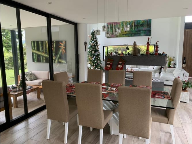 Casa de 6 alcobas en venta en Las Palmas, Medellín, 580 m² · foto 10 de 24